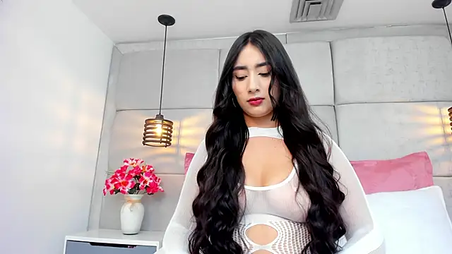 IvonneOwen online show from 03-28-26, 03:40