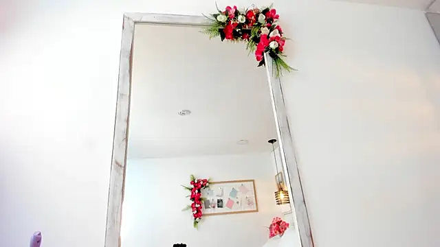 IvonneOwen online show from 04-09-26, 03:19