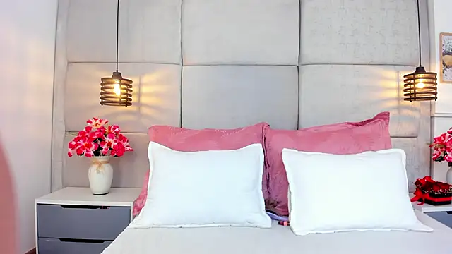 IvonneOwen online show from 03-21-26, 03:30