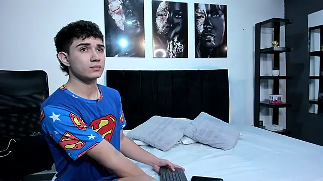 Alejo Grey online show from 01-08-26, 12:55