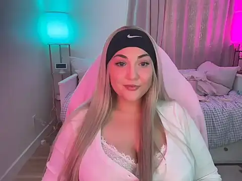 Snapshot of BellaMarieXO chatting on 02-03-26, 09:53 BellaMarieXO online show from 02-03-26, 09:53