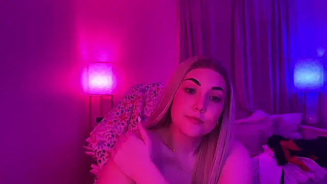 BellaMarieXO online show from 03-26-26, 02:21