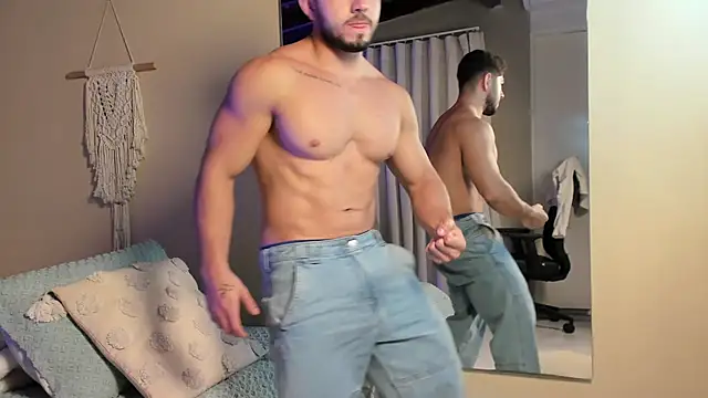 Snapshot of Thiago_moretti chatting on 02-10-26, 05:56 Thiago moretti online show from 02-10-26, 05:56