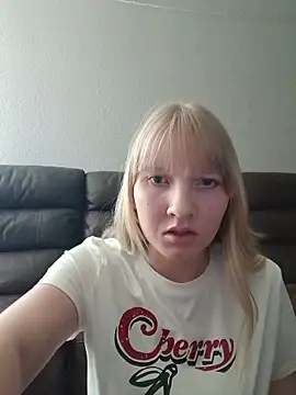 BunnySnowFlake online show from 04-03-26, 06:14