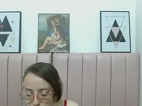 cata quintanars707 online show from 05-07-26, 12:08
