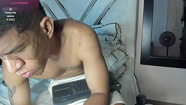 antonio aguilarx online show from 03-04-26, 01:13