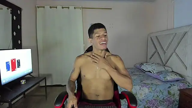 Snapshot of antonio_aguilarx chatting on 07-21-26, 01:08 antonio aguilarx online show from 07-21-26, 01:08
