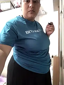 Snapshot of SexyandnaughtyLatinos chatting on 02-20-26, 12:51 SexyandnaughtyLatinos online show from 02-20-26, 12:51