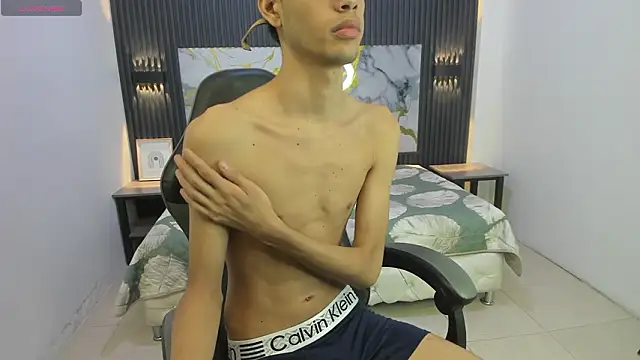 Dark Desiree18 online show from 02-21-26, 01:46