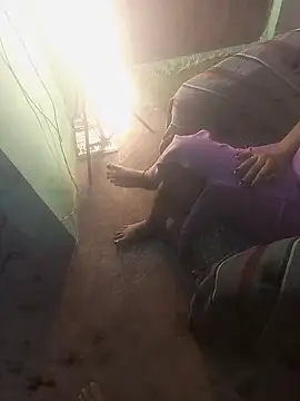 larahotg online show from 01-09-26, 11:50