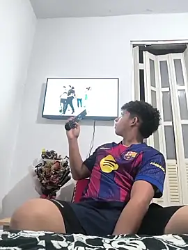 Snapshot of VersedChip chatting on 02-15-26, 06:25 VersedChip online show from 02-15-26, 06:25