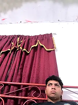 Snapshot of VersedChip chatting on 01-08-26, 01:00 VersedChip online show from 01-08-26, 01:00