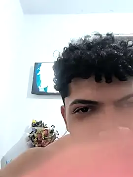 Snapshot of VersedChip chatting on 03-02-26, 07:15 VersedChip online show from 03-02-26, 07:15