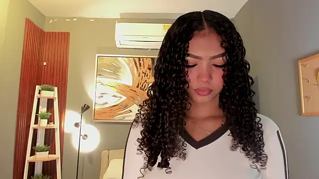 ailann  online show from 03-26-26, 07:45