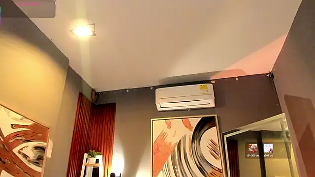 Snapshot of ailann_ chatting on 04-21-26, 01:42 ailann online show from 04-21-26, 01:42