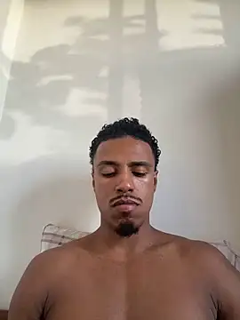 Snapshot of LorenzoBlack27 chatting on 05-01-26, 08:14 LorenzoBlack27 online show from 05-01-26, 08:14