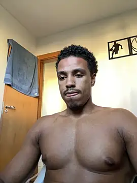 Snapshot of LorenzoBlack27 chatting on 06-02-26, 08:09 LorenzoBlack27 online show from 06-02-26, 08:09