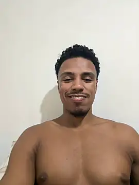 Snapshot of LorenzoBlack27 chatting on 06-06-26, 03:23 LorenzoBlack27 online show from 06-06-26, 03:23