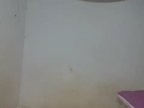 Snapshot of Zyeiii chatting on 06-19-26, 06:58 Zyeiii online show from 06-19-26, 06:58