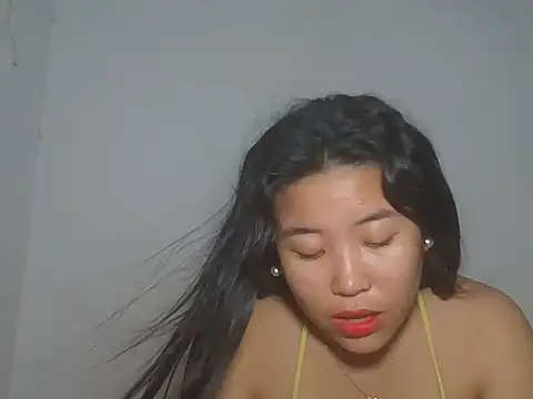 Snapshot of Zyeiii chatting on 06-05-26, 06:57 Zyeiii online show from 06-05-26, 06:57