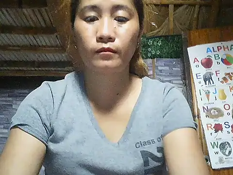 lovelyxxx88 online show from 02-26-26, 04:56