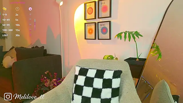 Snapshot of MelyTaylor_ chatting on 02-01-26, 09:46 MelyTaylor online show from 02-01-26, 09:46