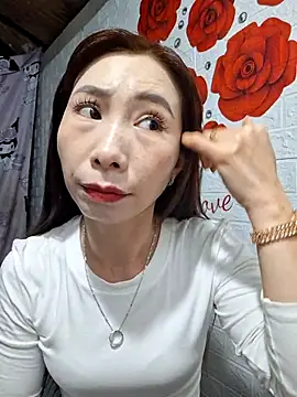 Snapshot of Adela-222 chatting on 02-16-26, 01:59 Adela-222 online show from 02-16-26, 01:59