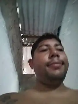 Snapshot of master_juju1924 chatting on 06-20-26, 03:06 master juju1924 online show from 06-20-26, 03:06