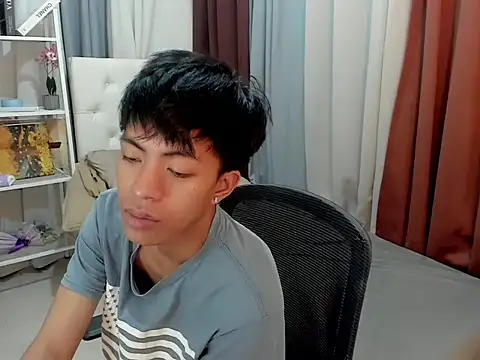 davincihugecock online show from 03-08-26, 05:05