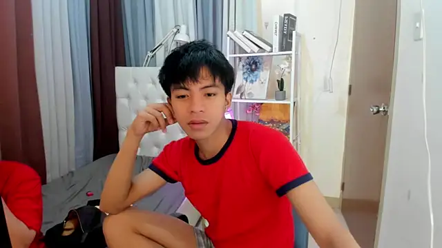 davincihugecock online show from 04-16-26, 05:47