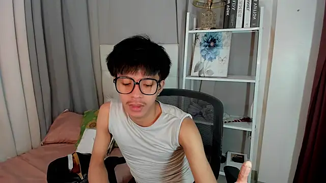 davincihugecock online show from 02-16-26, 04:27