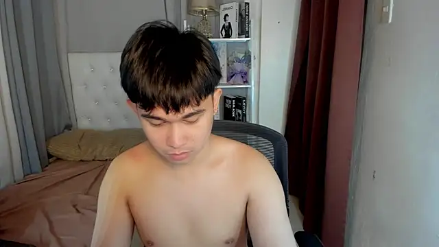 davincihugecock online show from 02-19-26, 04:37