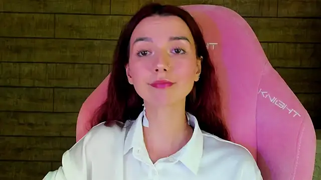 Snapshot of VanessaVienne chatting on 06-08-26, 04:29 VanessaVienne online show from 06-08-26, 04:29