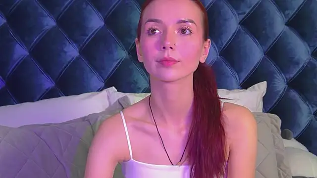 Snapshot of VanessaVienne chatting on 05-29-26, 04:13 VanessaVienne online show from 05-29-26, 04:13