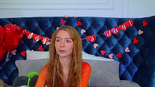 VanessaVienne online show from 02-11-26, 04:07