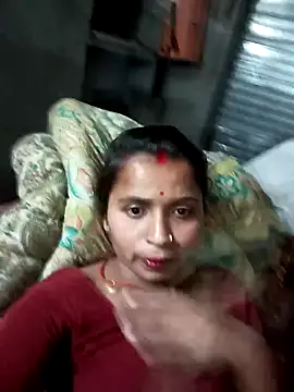 Snapshot of Hirdesh_sahu chatting on 04-12-26, 03:15 Hirdesh sahu online show from 04-12-26, 03:15