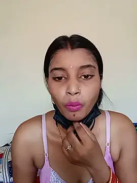 Snapshot of Erotic-Girl chatting on 05-25-26, 10:47 Erotic-Girl online show from 05-25-26, 10:47