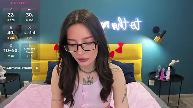 IvyDainty online show from 02-12-26, 01:27