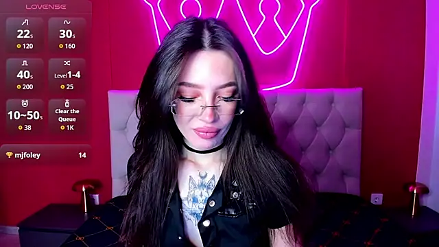 IvyDainty online show from 06-17-26, 01:27