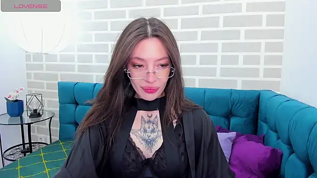 IvyDainty online show from 05-18-26, 01:28