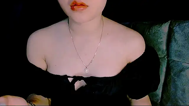 Snapshot of ting_368 chatting on 05-16-26, 01:43 ting 368 online show from 05-16-26, 01:43