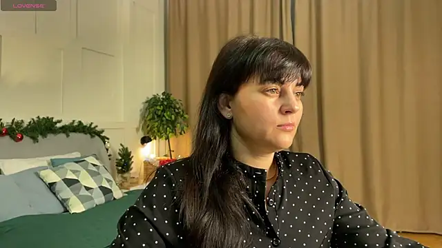 Snapshot of _SilkyShadow_ chatting on 01-13-26, 01:20 SilkyShadow online show from 01-13-26, 01:20