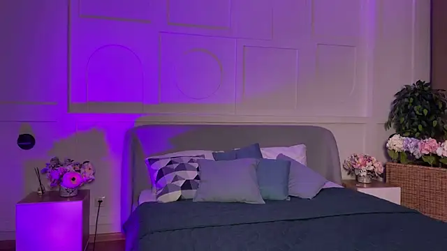  SilkyShadow  online show from 02-05-26, 01:12