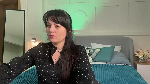  SilkyShadow  online show from 04-13-26, 01:09