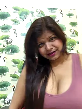 Attractive Queen  online show from 02-20-26, 06:48