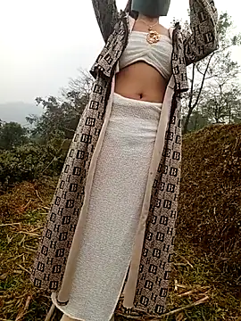 Snapshot of hoahong2 chatting on 01-15-26, 01:20 hoahong2 online show from 01-15-26, 01:20