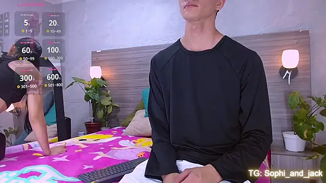 Sophi and Jack online show from 04-08-26, 10:22