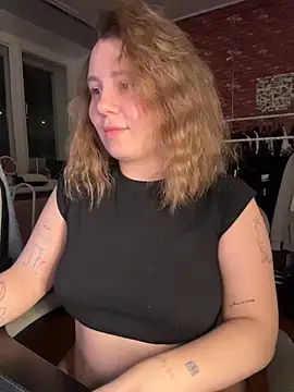 AnnaSeint online show from 03-18-26, 06:42