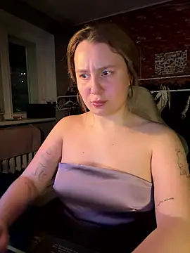 AnnaSeint online show from 01-15-26, 06:22