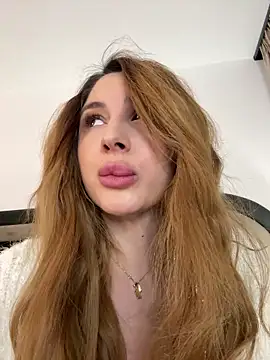 LucyBridgette online show from 02-21-26, 09:11